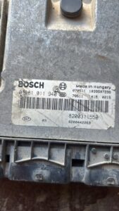 Renault Megane 2 / Scenic 2 1.5 dCi Motor Beyni ECU (0281011940 - 8200311550)