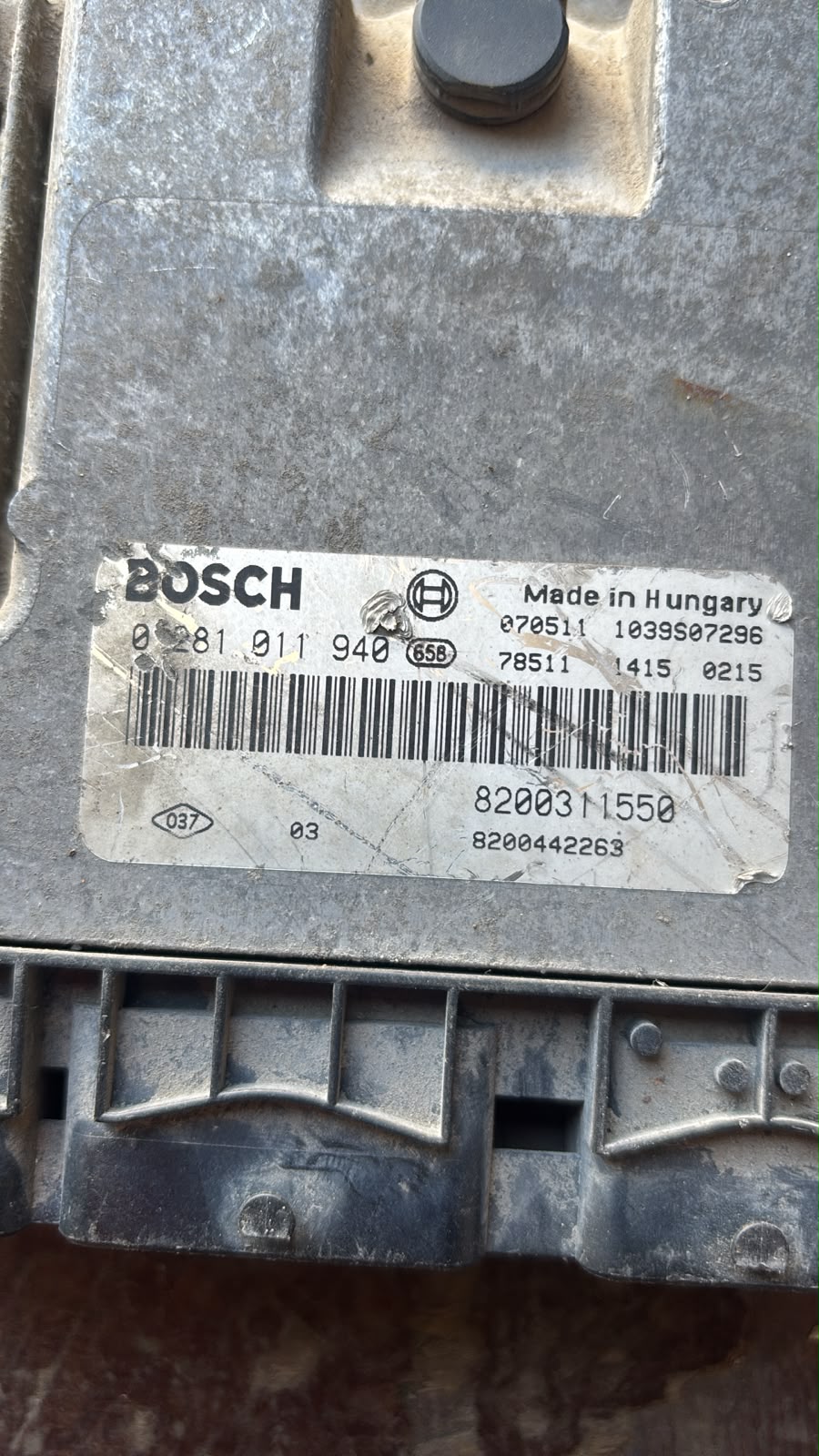 Renault Megane 2 / Scenic 2 1.5 dCi Motor Beyni ECU (0281011940 - 8200311550)